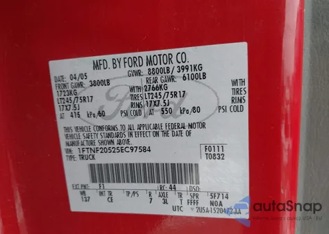 2005 Ford F-250 Xl/Xlt z USA, uszkodzony, nr VIN 1FTNF20525EC97584